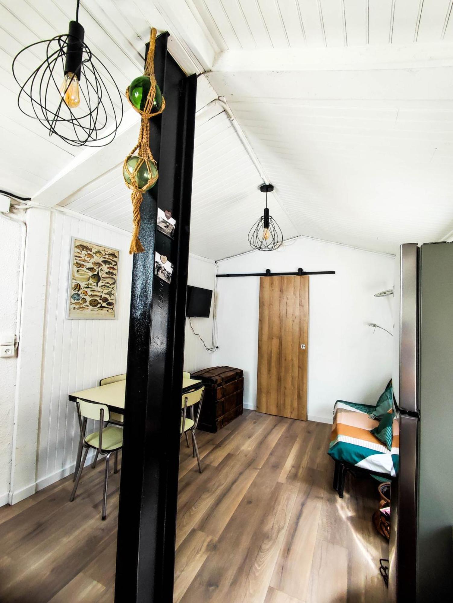 Maisonnette De Pecheur Chauffee Et Climatisee Port-la-Nouvelle Zewnętrze zdjęcie